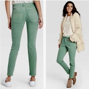 Universal Thread Mid-Rise Skinny Jeans 4/27R Sage Green